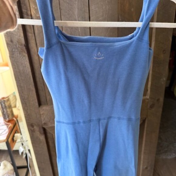 Beyond Yoga New Moves Midi Jumpsuit Skye Blue Heather - Picture 5 of 7